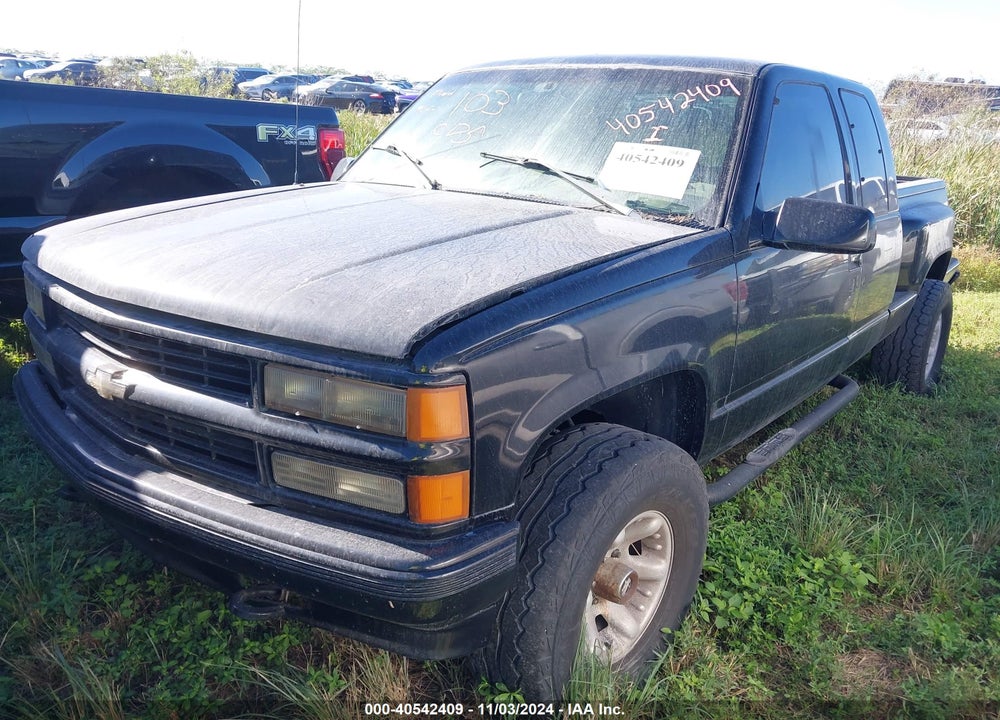 1998 CHEVROLET K1500 SPORTSIDE VIN: 2GCEK19R9W1249577