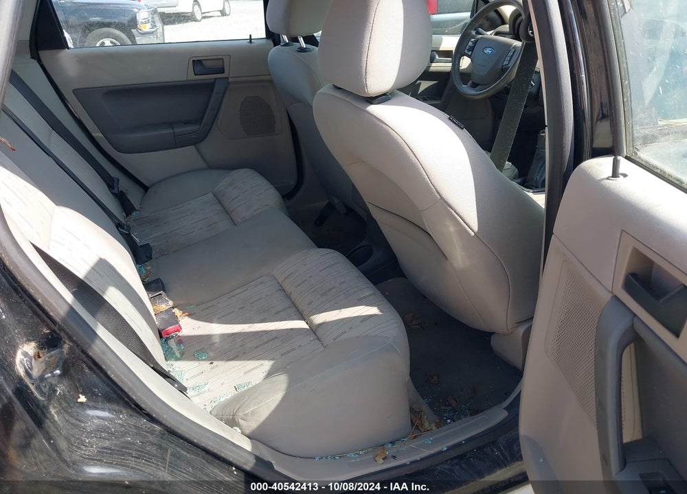 2010 FORD FOCUS SE VIN: 1FAHP3FN8AW286669