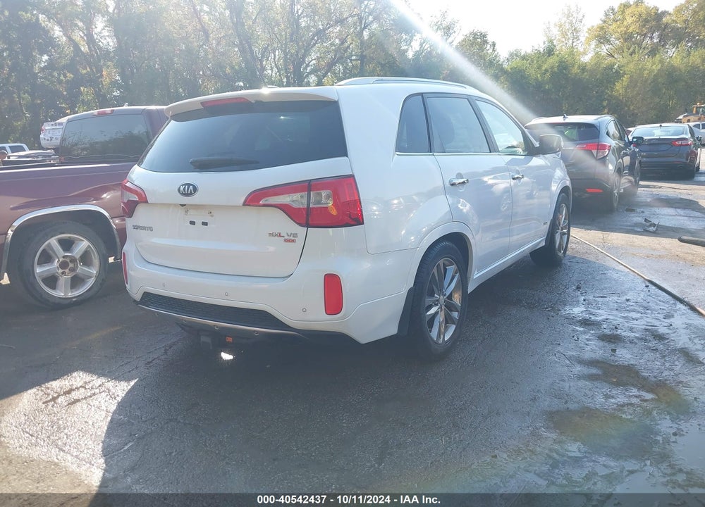 2014 KIA SORENTO VIN: 5XYKWDA77EG454001