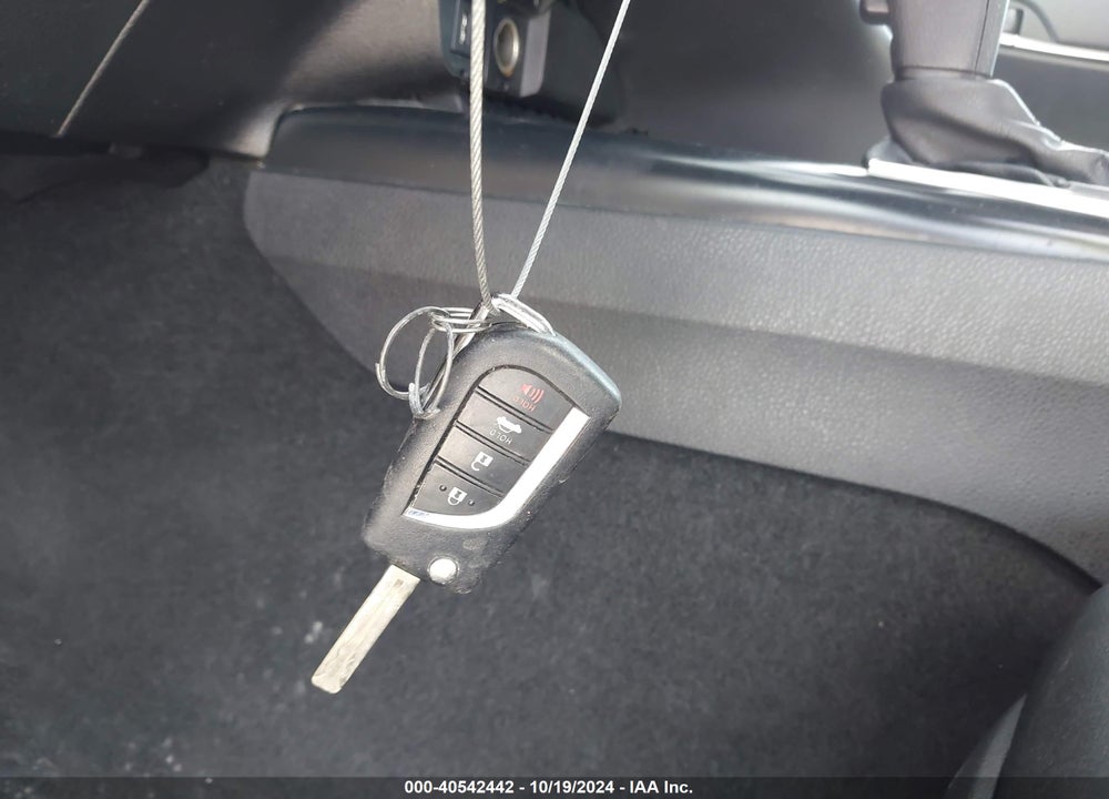 2020 TOYOTA CAMRY LE VIN: 4T1C11AK5LU965347