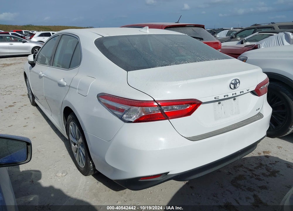 2020 TOYOTA CAMRY LE VIN: 4T1C11AK5LU965347