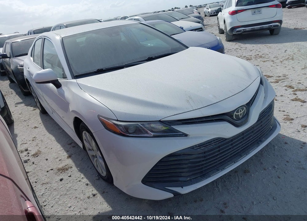 2020 TOYOTA CAMRY LE VIN: 4T1C11AK5LU965347