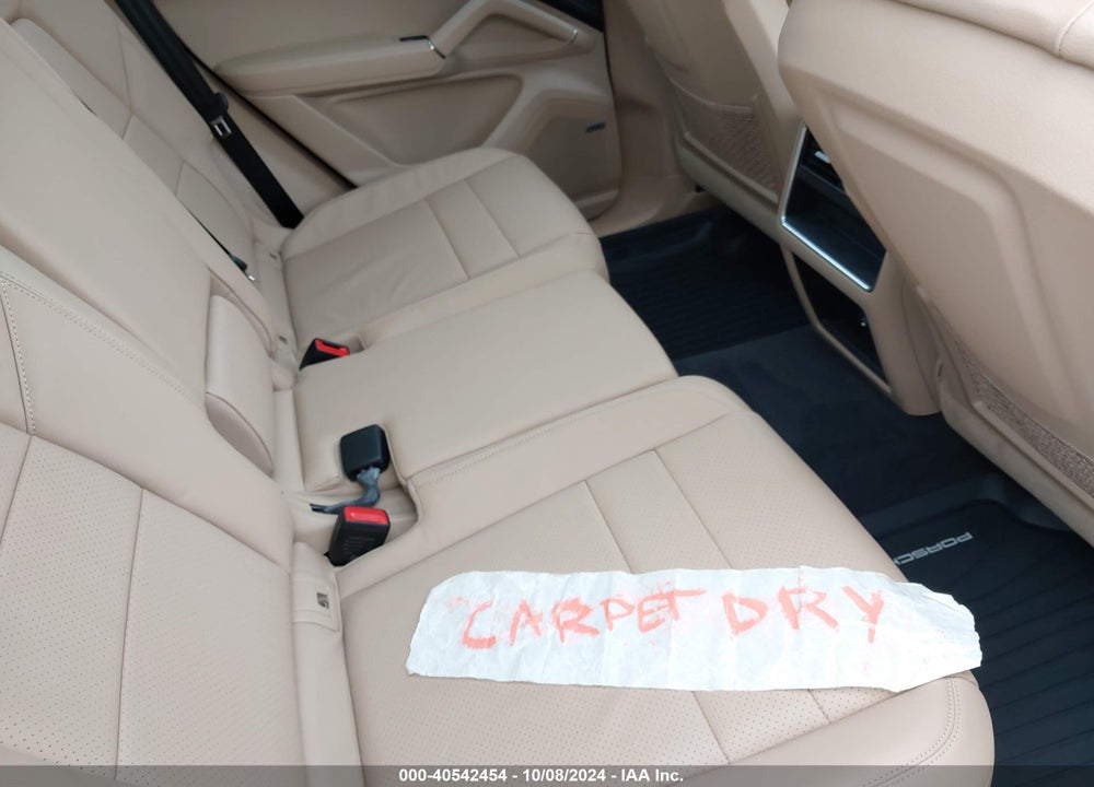 2020 PORSCHE CAYENNE VIN: WP1AA2AY8LDA00891