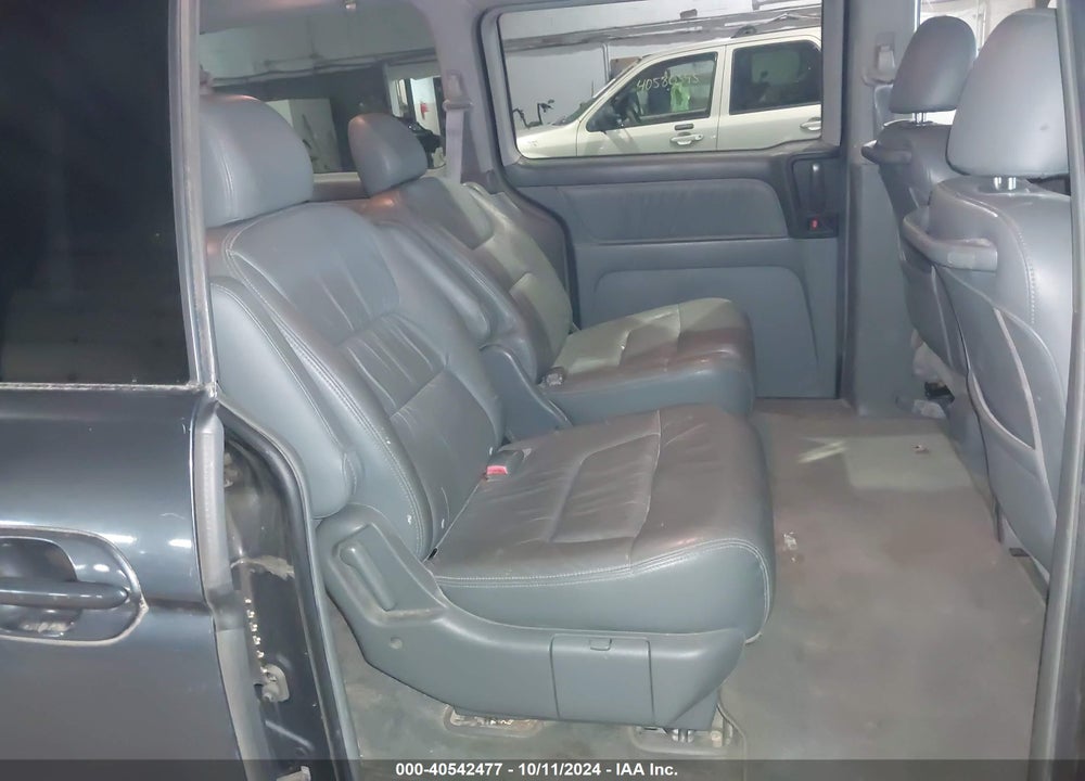 2004 HONDA ODYSSEY EX-L VIN: 5FNRL18984B082753