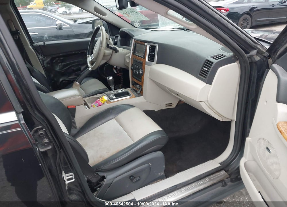 2010 JEEP GRAND CHEROKEE LIMITED VIN: 1J4RR5GT1AC128509