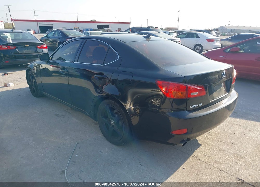 2007 LEXUS IS 350 VIN: JTHBE262472011207