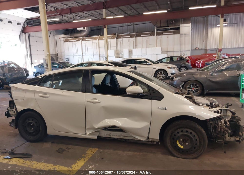 2017 TOYOTA PRIUS PRIME PREMIUM VIN: JTDKARFP3H3001488