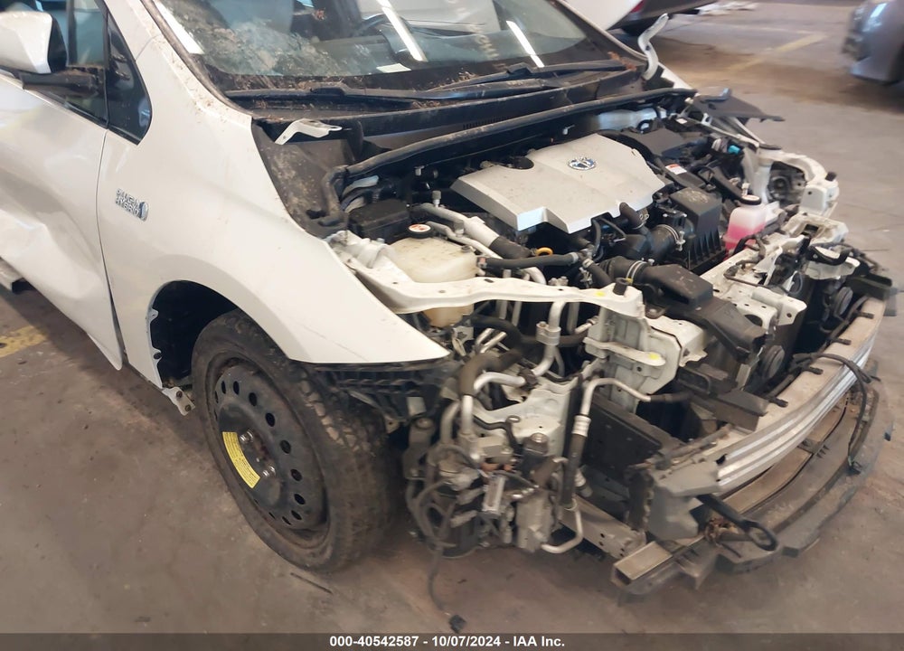 2017 TOYOTA PRIUS PRIME PREMIUM VIN: JTDKARFP3H3001488