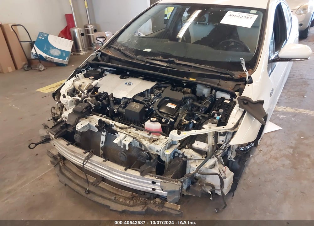 2017 TOYOTA PRIUS PRIME PREMIUM VIN: JTDKARFP3H3001488