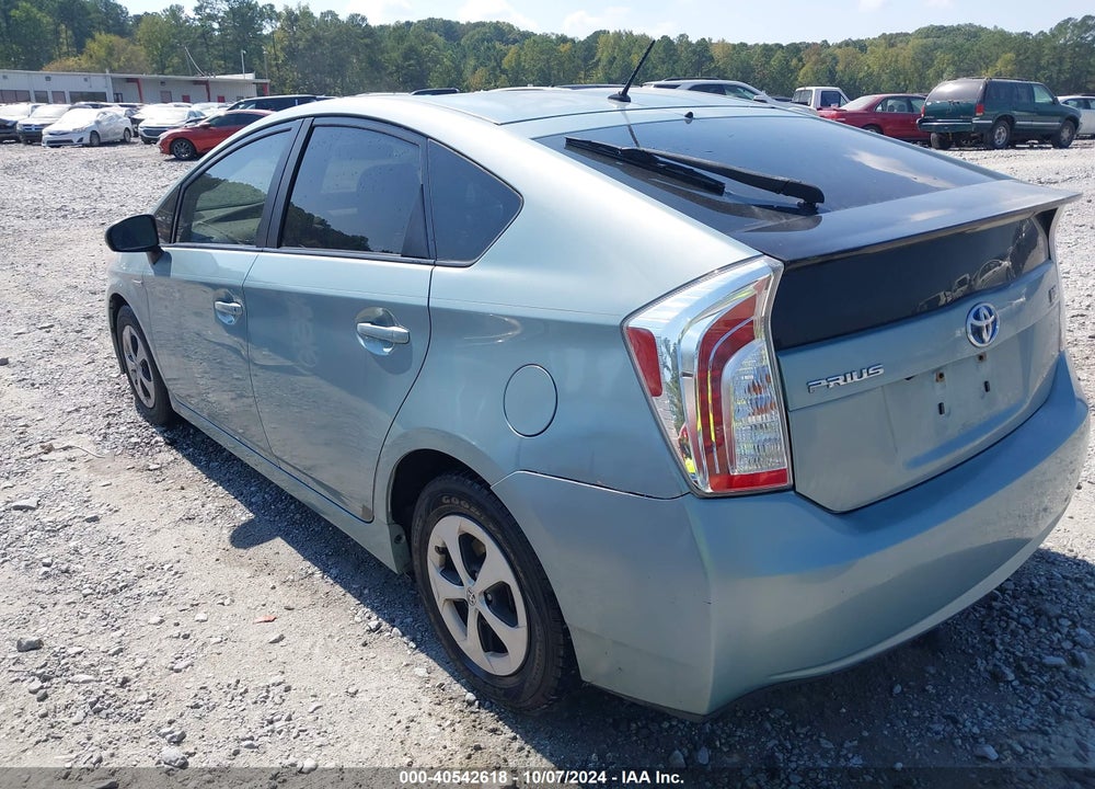 2015 TOYOTA PRIUS TWO VIN: JTDKN3DU7F1949928