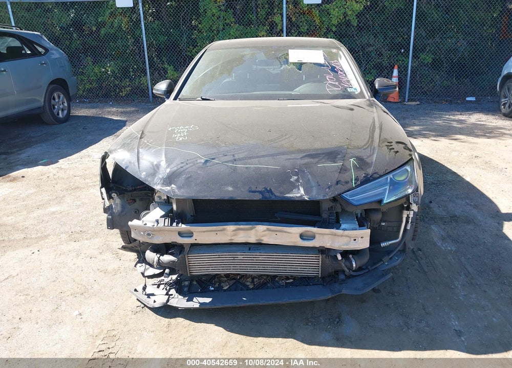 2018 AUDI A4 2.0T TECH ULTRA PREMIUM/2.0T ULTRA PREMIUM VIN: WAUKMAF48JA095137
