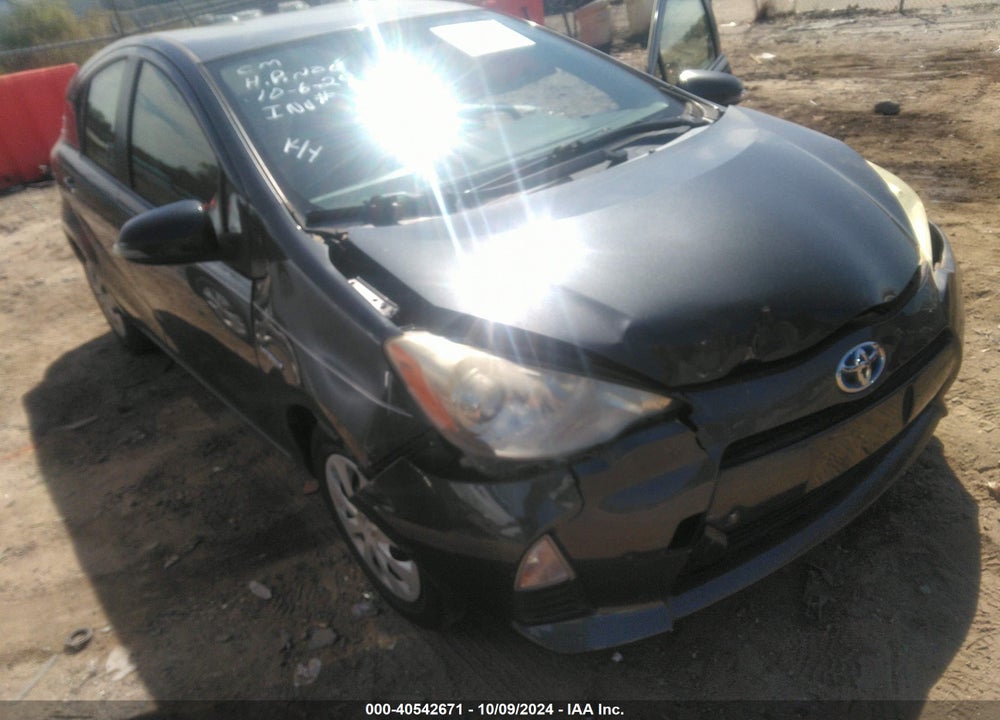 2012 TOYOTA PRIUS C TWO VIN: JTDKDTB35C1522451
