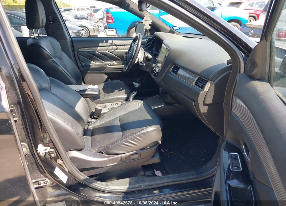 2020 MITSUBISHI OUTLANDER PHEV SEL S-AWC VIN: JA4J24A57LZ038819