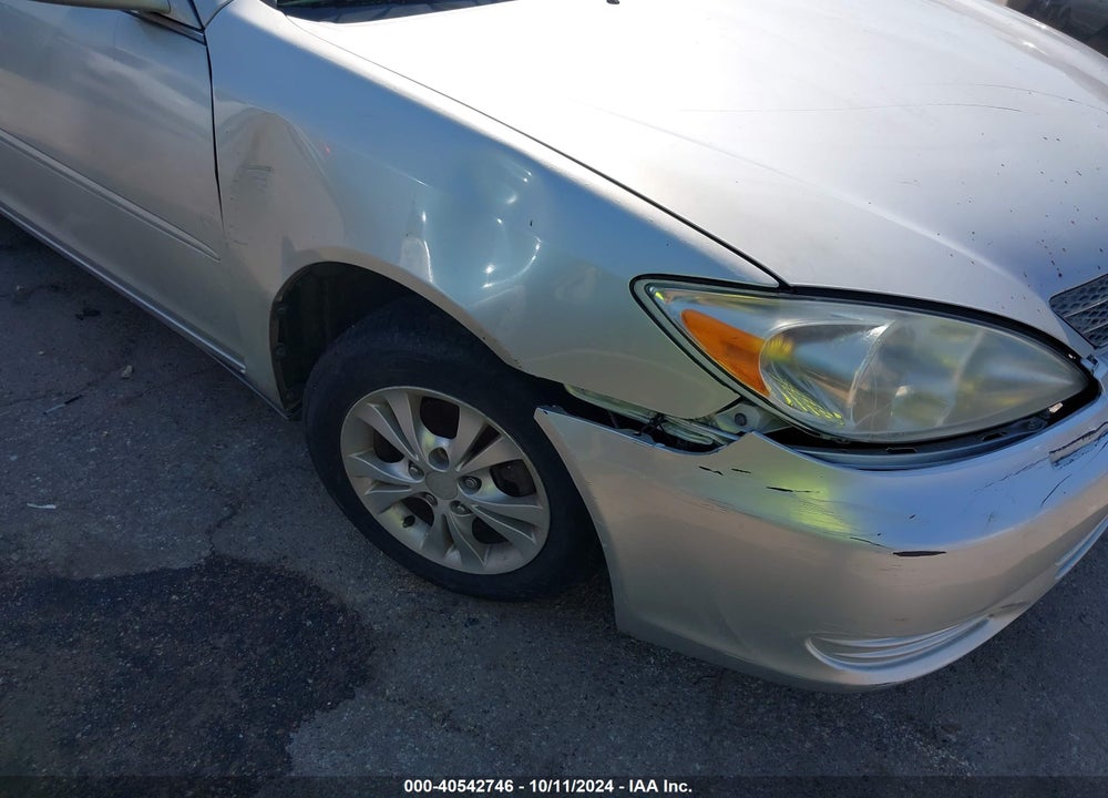 2004 TOYOTA CAMRY LE V6 VIN: 4T1BF30K64U075676