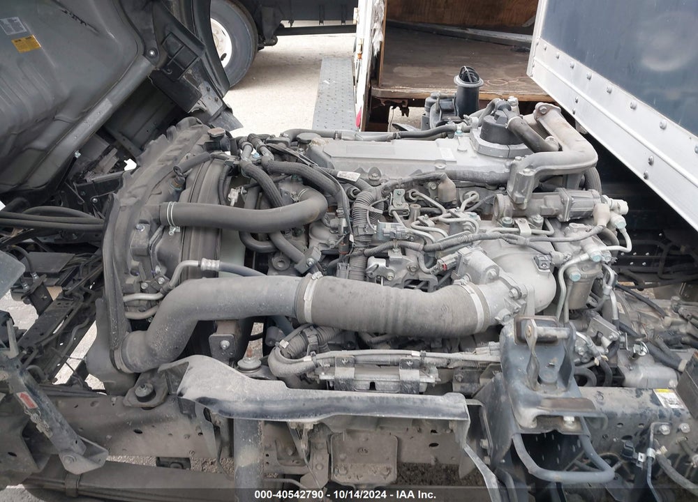 2022 ISUZU NRR VIN: JALE5W165N7305066