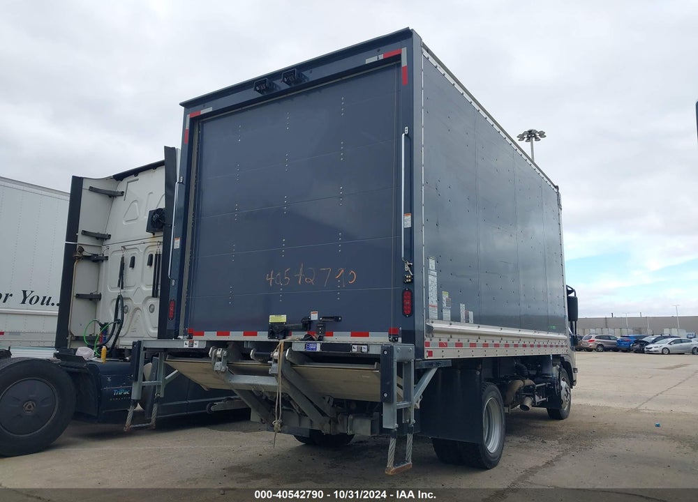 2022 ISUZU NRR VIN: JALE5W165N7305066