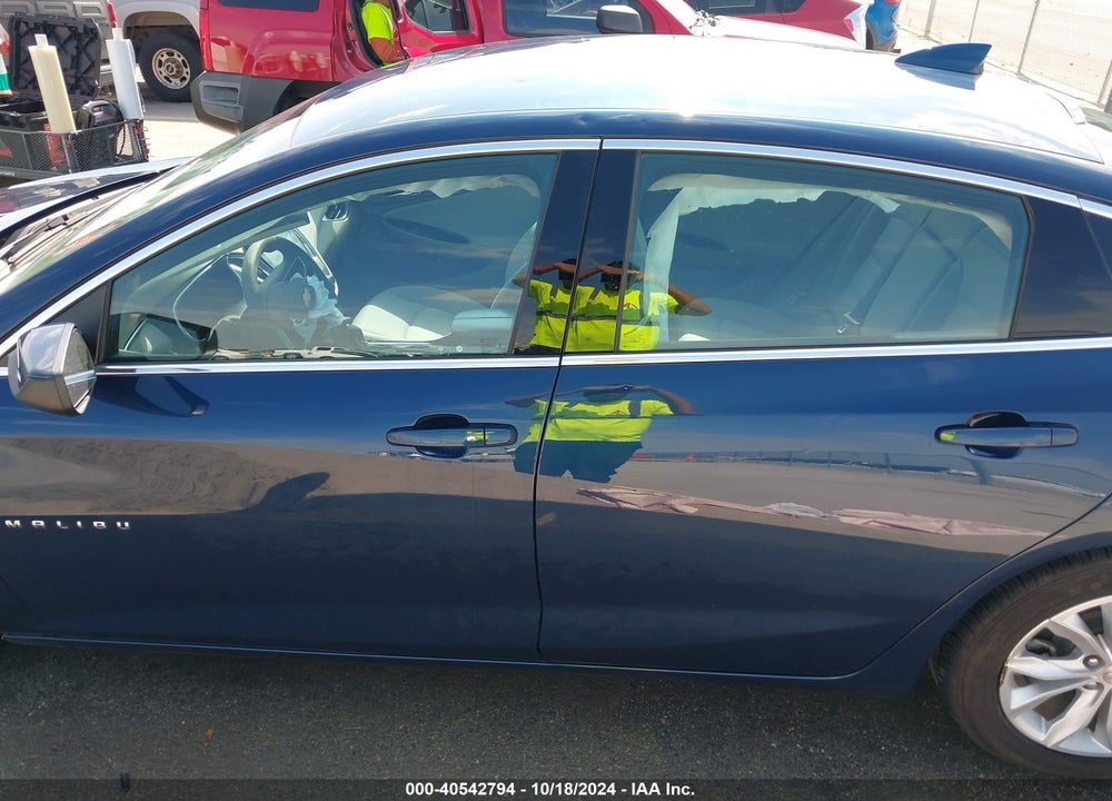 2021 CHEVROLET MALIBU FWD LT VIN: 1G1ZD5ST4MF013362