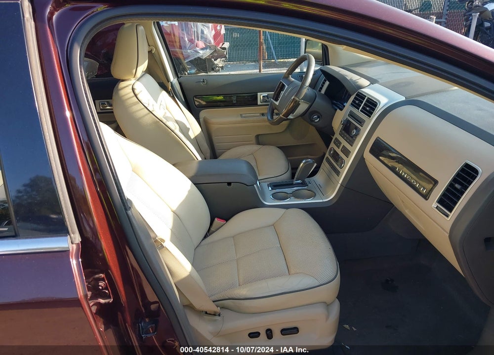 2009 LINCOLN MKX VIN: 2LMDU88C19BJ08626
