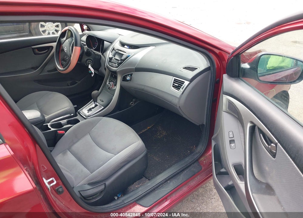 2013 HYUNDAI ELANTRA GLS VIN: 5NPDH4AE9DH391735