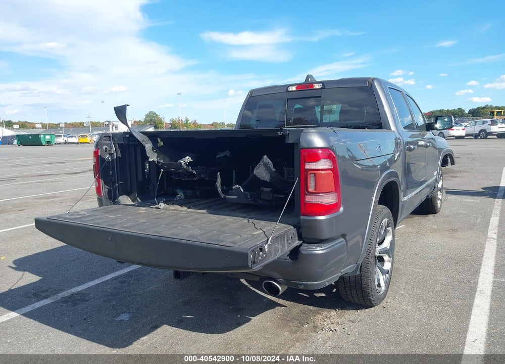 2019 RAM 1500 LIMITED 4X4 5'7 BOX VIN: 1C6SRFHT8KN633391