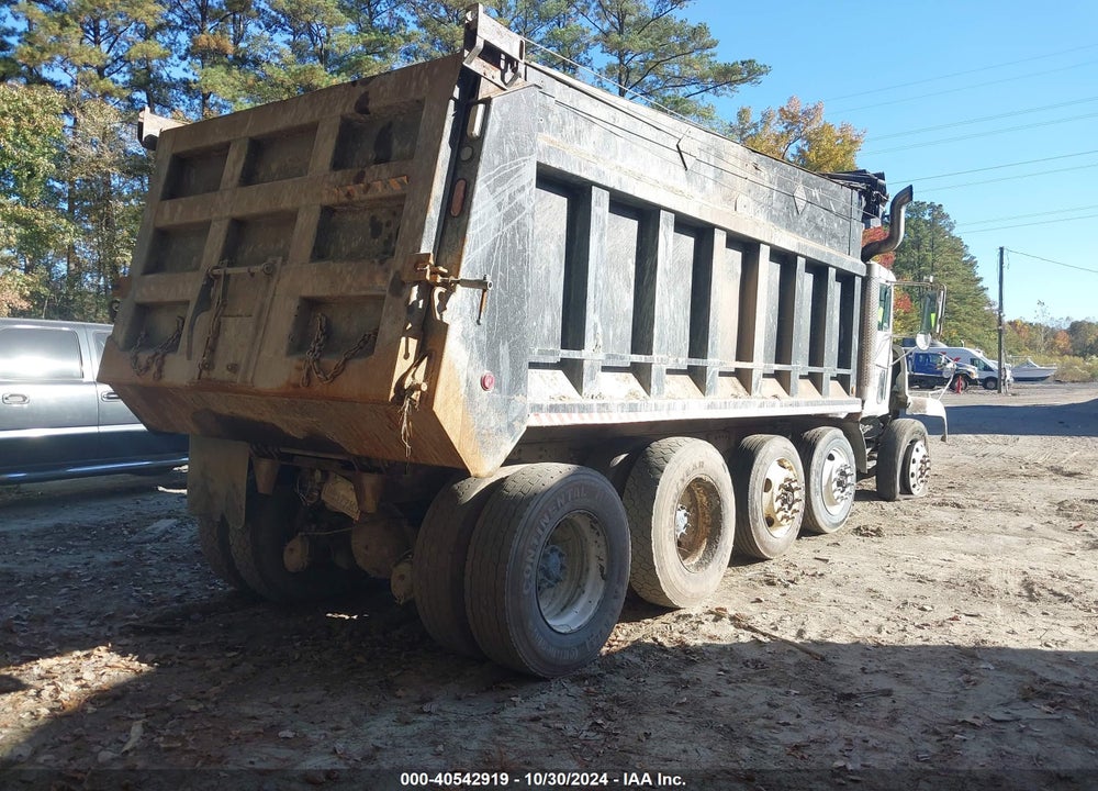 1994 FREIGHTLINER FLD FLD120 VIN: 1FUYDSYB9RH593602