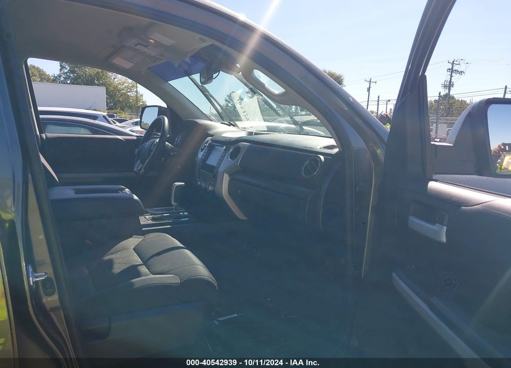 2021 TOYOTA TUNDRA SR5 VIN: 5TFDY5F16MX049045