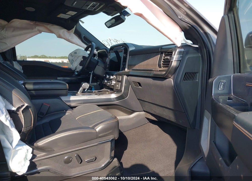 2023 FORD F-150 PLATINUM VIN: 1FTFW1E81PFC37732