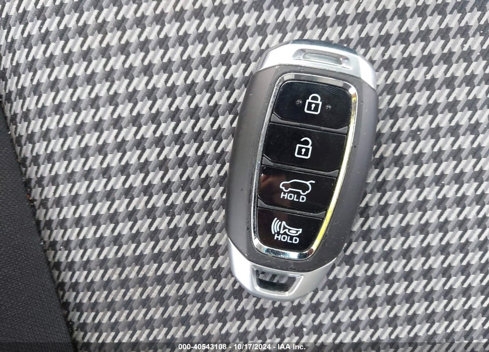 2018 HYUNDAI KONA SEL VIN: KM8K2CAAXJU114749