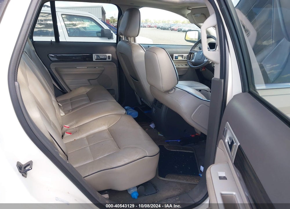 2008 LINCOLN MKX VIN: 2LMDU88C58BJ09440