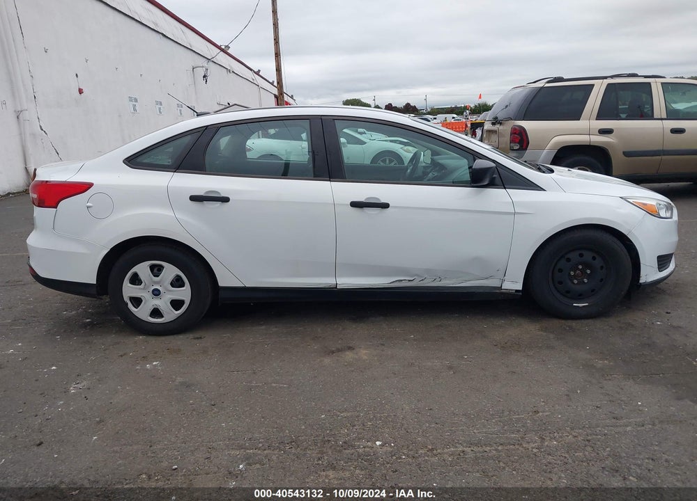 2017 FORD FOCUS S VIN: 1FADP3E23HL333575