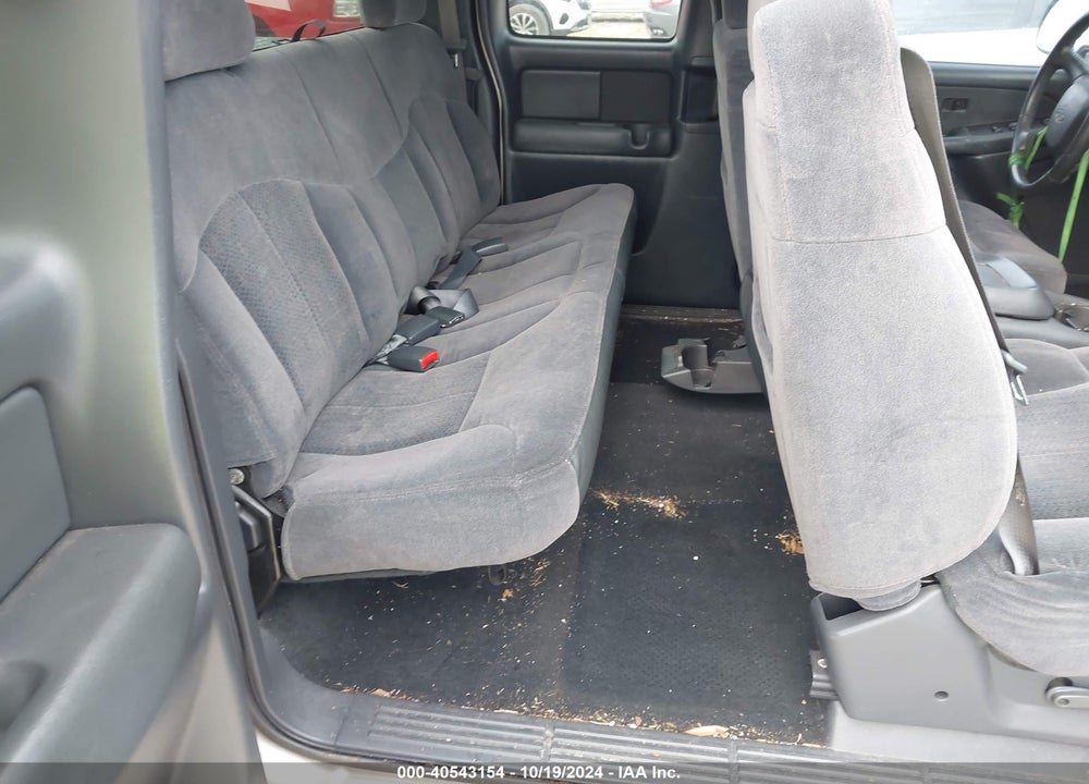 2002 CHEVROLET SILVERADO 1500 LS VIN: 1GCEC19V32E252865