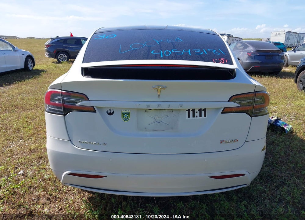 2018 TESLA MODEL X VIN: 5YJXCBE46JF103861