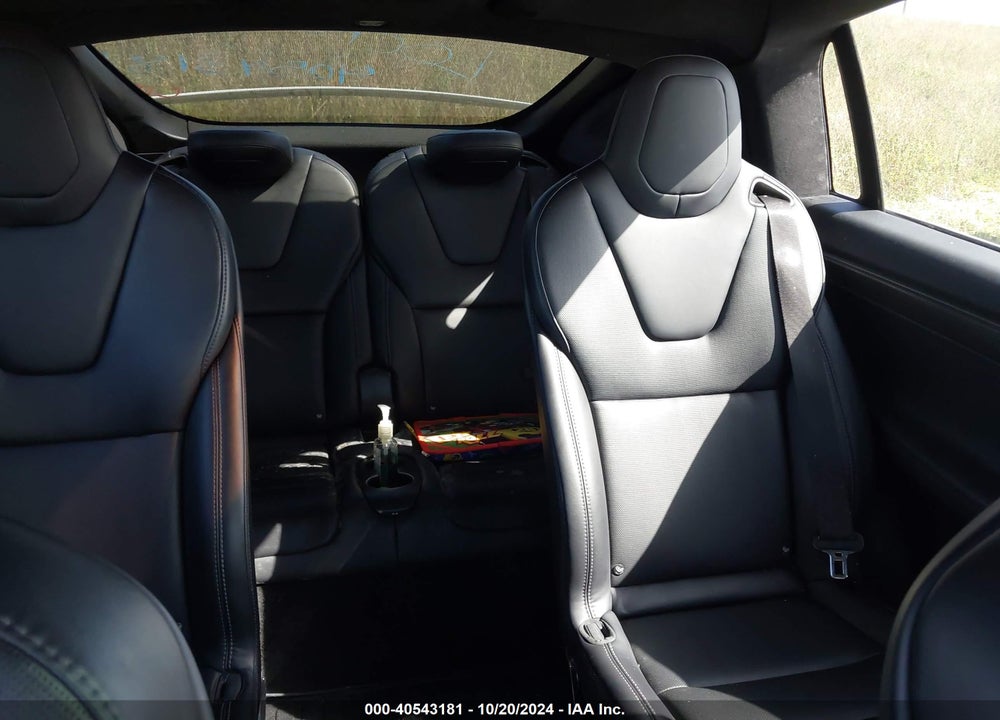2018 TESLA MODEL X VIN: 5YJXCBE46JF103861