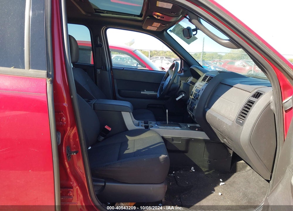 2011 FORD ESCAPE XLT VIN: 1FMCU0DG5BKC02912