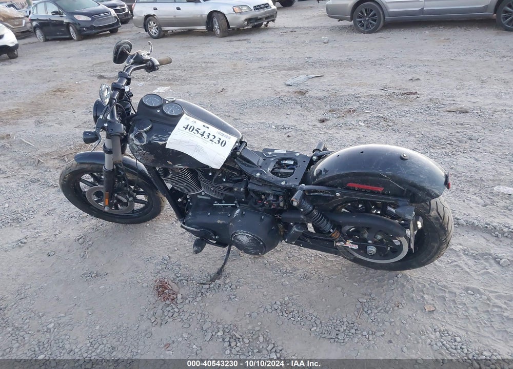 2016 HARLEY-DAVIDSON FXDLS VIN: 1HD1GS824GC327431