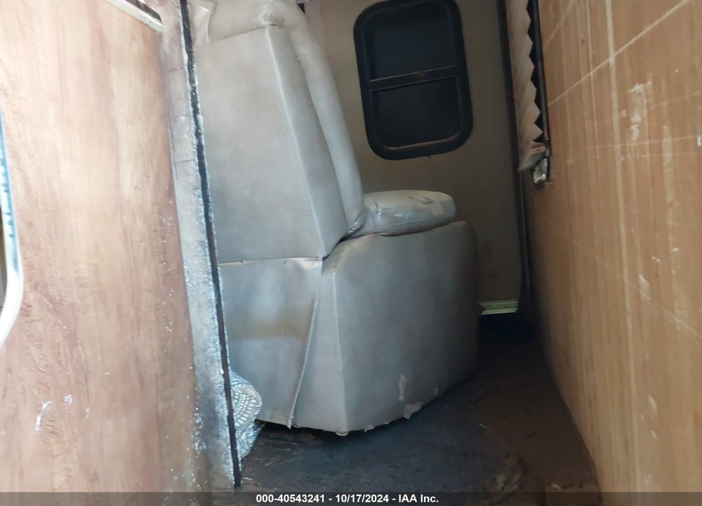 2019 COACHMEN OTHER VIN: 5ZT3CH2B1KA319551