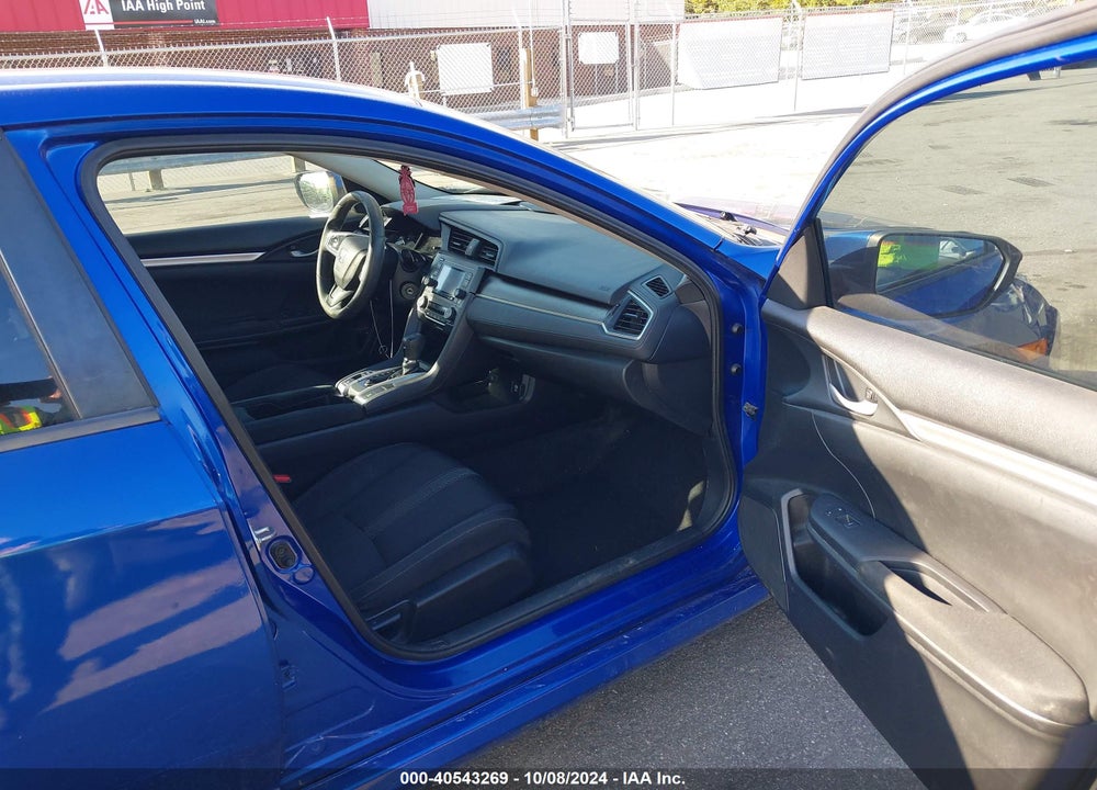 2018 HONDA CIVIC LX VIN: 2HGFC2F51JH514311