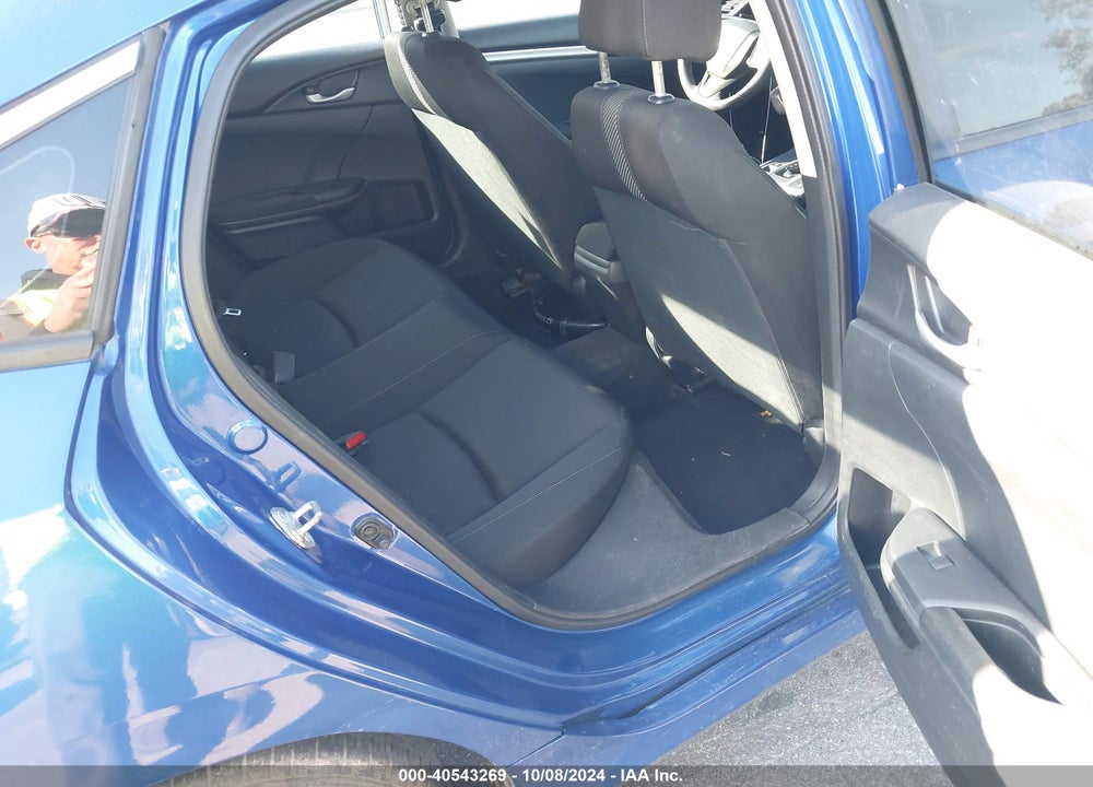 2018 HONDA CIVIC LX VIN: 2HGFC2F51JH514311