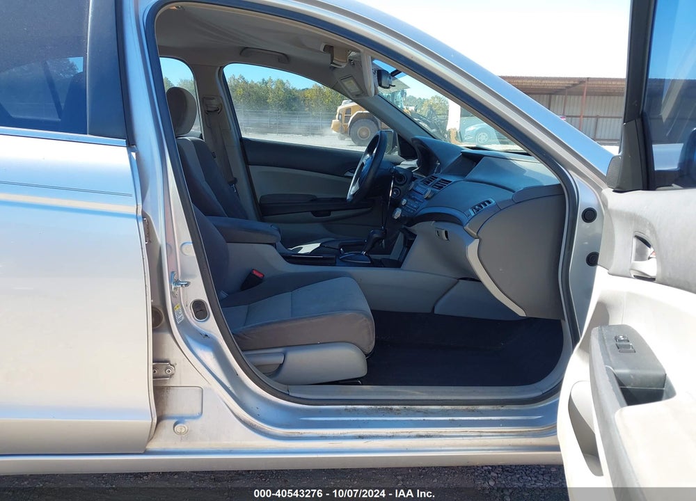 2009 HONDA ACCORD 2.4 LX VIN: 1HGCP26349A034120