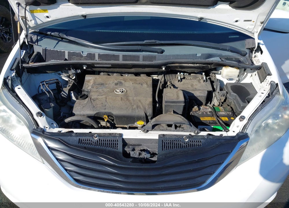 2011 TOYOTA SIENNA LE V6 VIN: 5TDKK3DC7BS015345