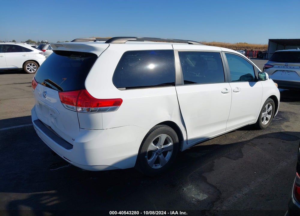 2011 TOYOTA SIENNA LE V6 VIN: 5TDKK3DC7BS015345
