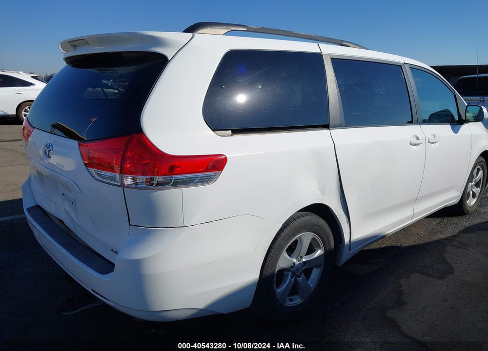 2011 TOYOTA SIENNA LE V6 VIN: 5TDKK3DC7BS015345