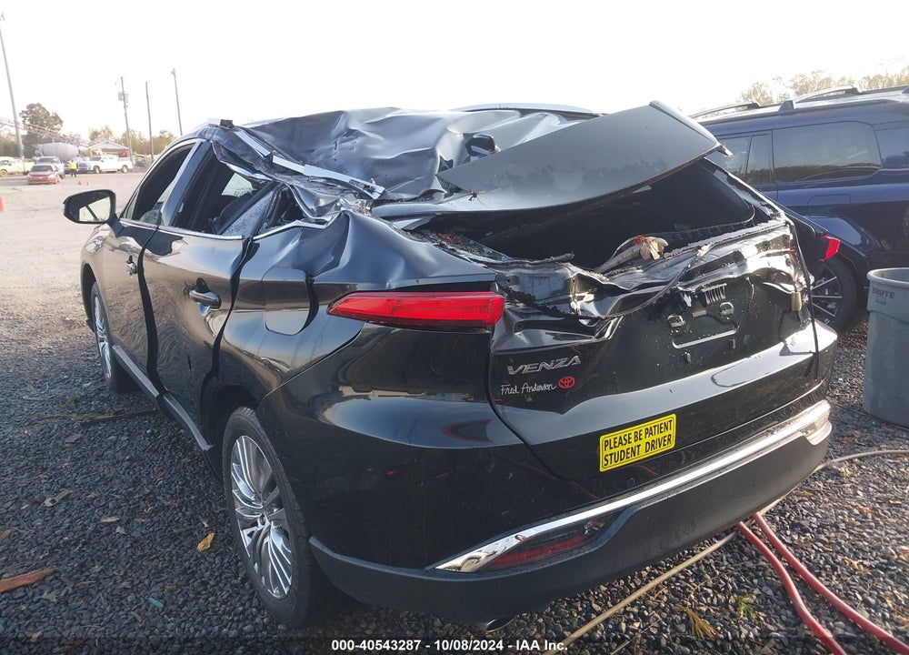 2021 TOYOTA VENZA XLE VIN: JTEAAAAH2MJ009323