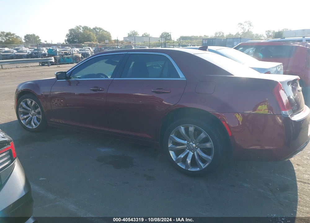 2018 CHRYSLER 300 TOURING VIN: 2C3CCAAG1JH338241