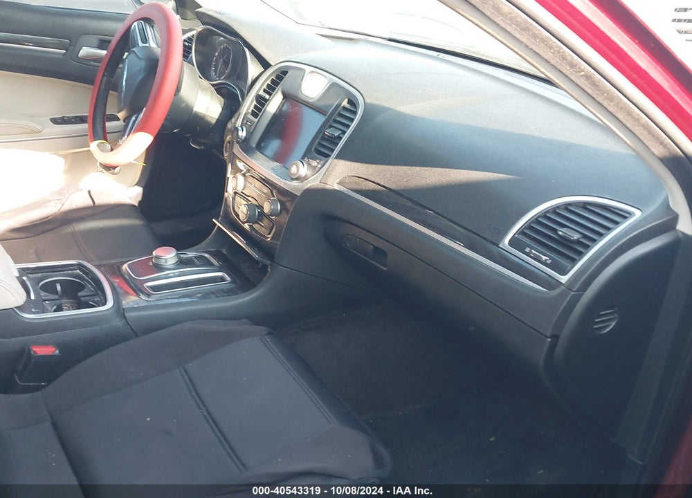 2018 CHRYSLER 300 TOURING VIN: 2C3CCAAG1JH338241