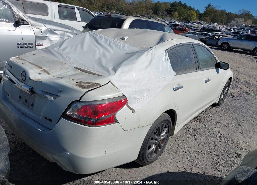 2015 NISSAN ALTIMA 2.5 S VIN: 1N4AL3AP4FC575577