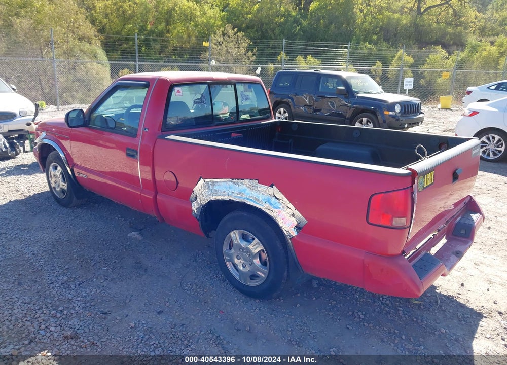 1994 CHEVROLET S TRUCK S10 VIN: 1GCCS14Z8R8182857