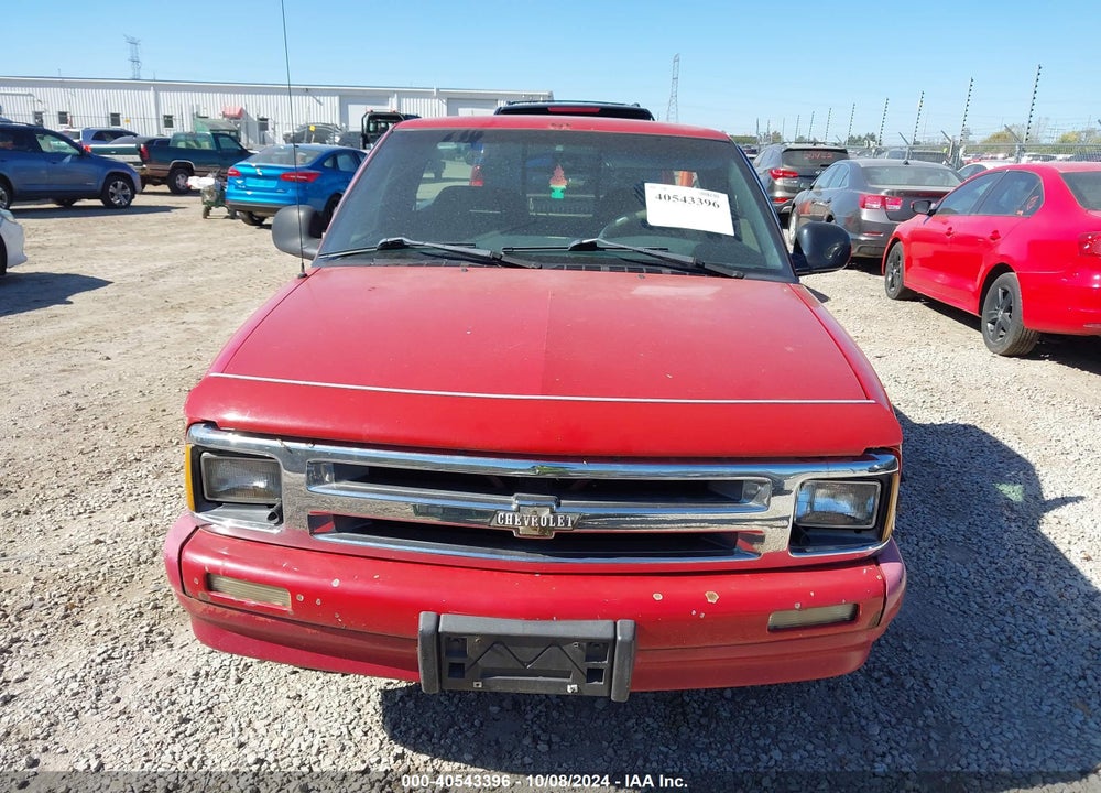 1994 CHEVROLET S TRUCK S10 VIN: 1GCCS14Z8R8182857