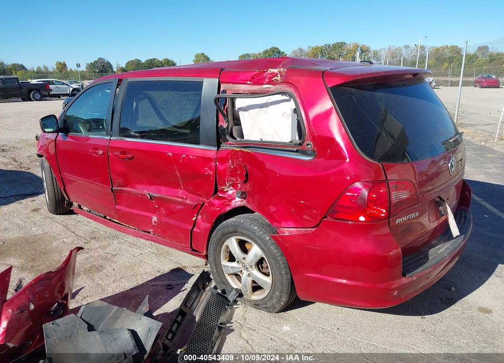 2010 VOLKSWAGEN ROUTAN SE VIN: 2V4RW3D13AR236617