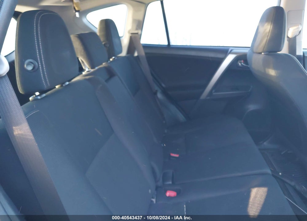 2014 TOYOTA RAV4 XLE VIN: JTMRFREV4ED068719